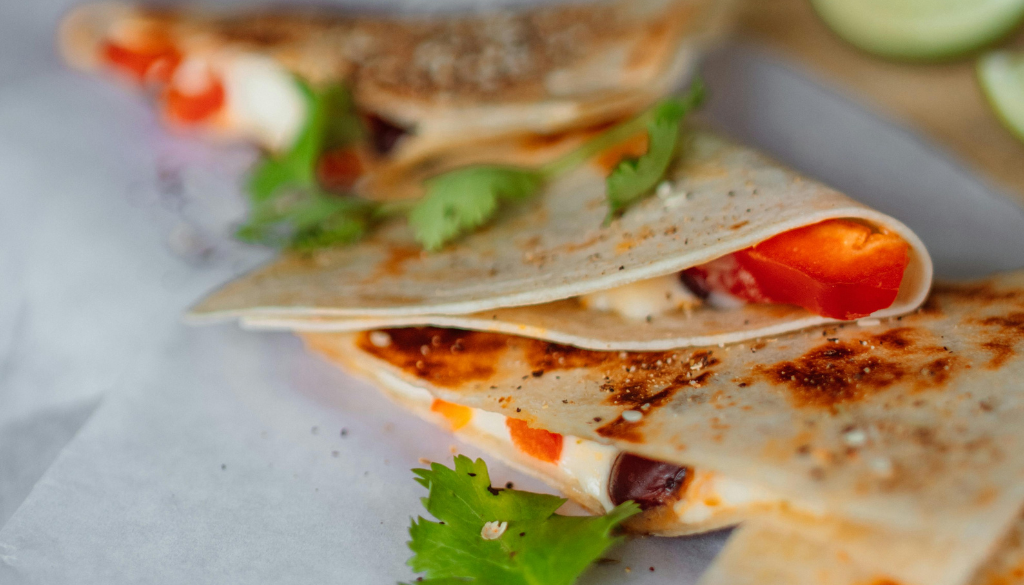 Recette de Quesadillas au Poulet et Cheddar : 100 % Crémeuses, Rapides et Irrésistibles ! 3 quesadillas cheddar